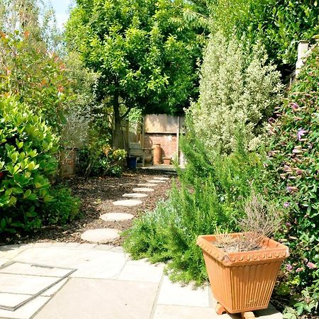 Little Lane Villa Alverstoke Luaran gambar