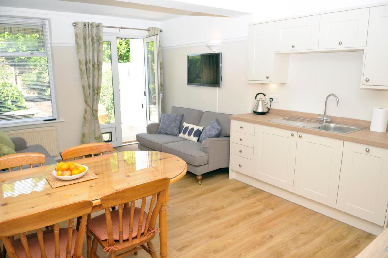Little Lane Villa Alverstoke Luaran gambar