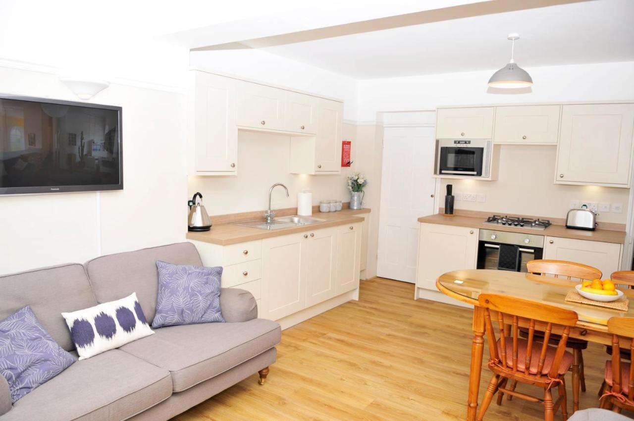 Little Lane Villa Alverstoke Luaran gambar