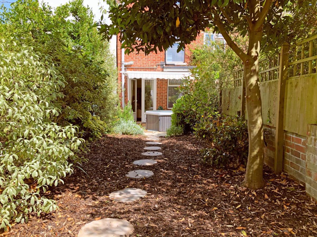 Little Lane Villa Alverstoke Luaran gambar